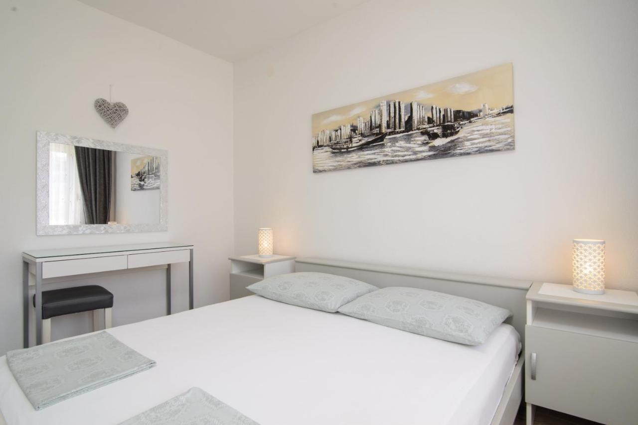 טרוגיר Apartments Tonka מראה חיצוני תמונה