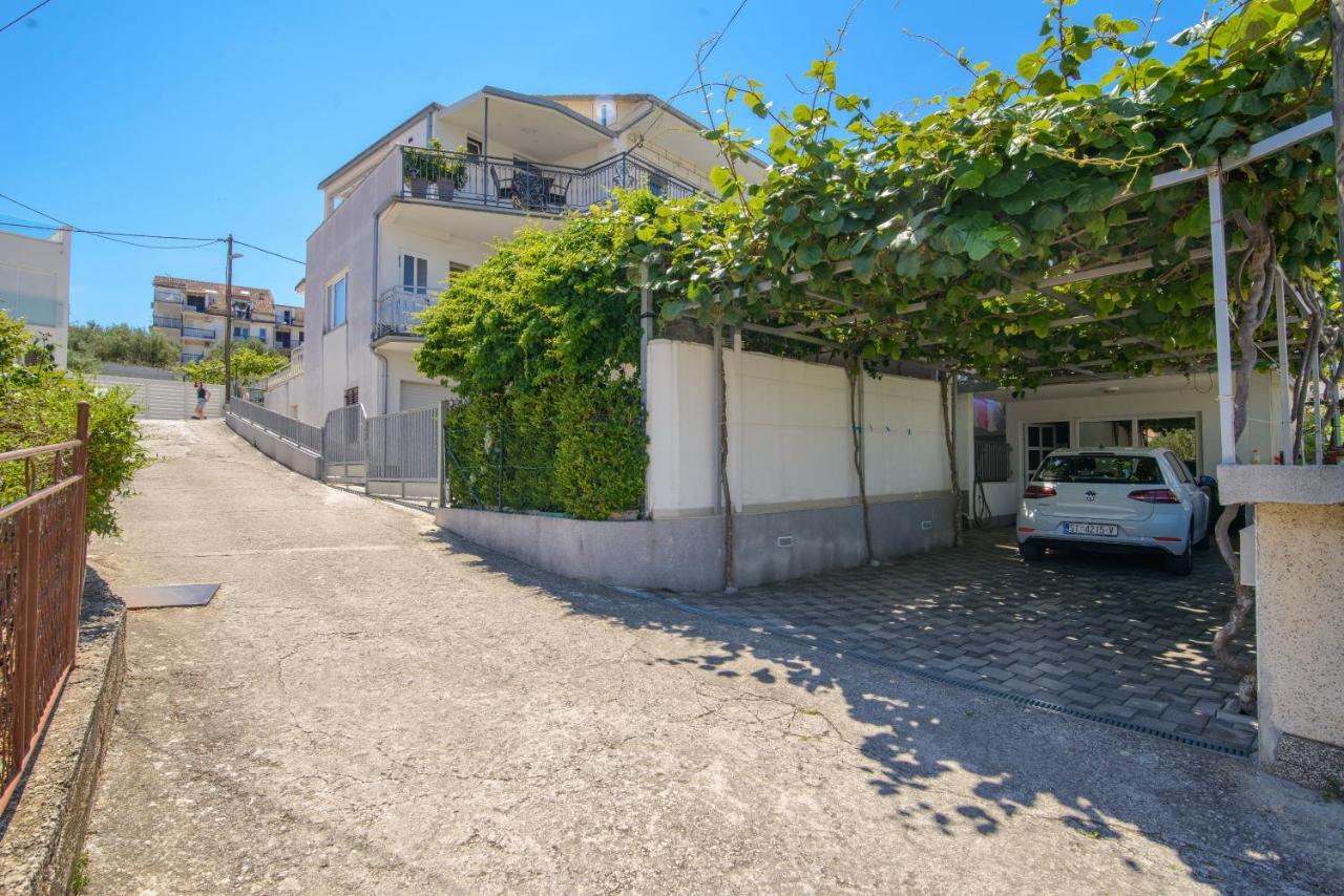 טרוגיר Apartments Tonka מראה חיצוני תמונה