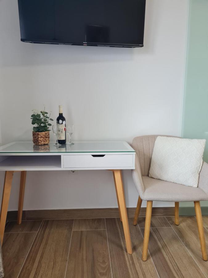 טרוגיר Apartments Tonka מראה חיצוני תמונה