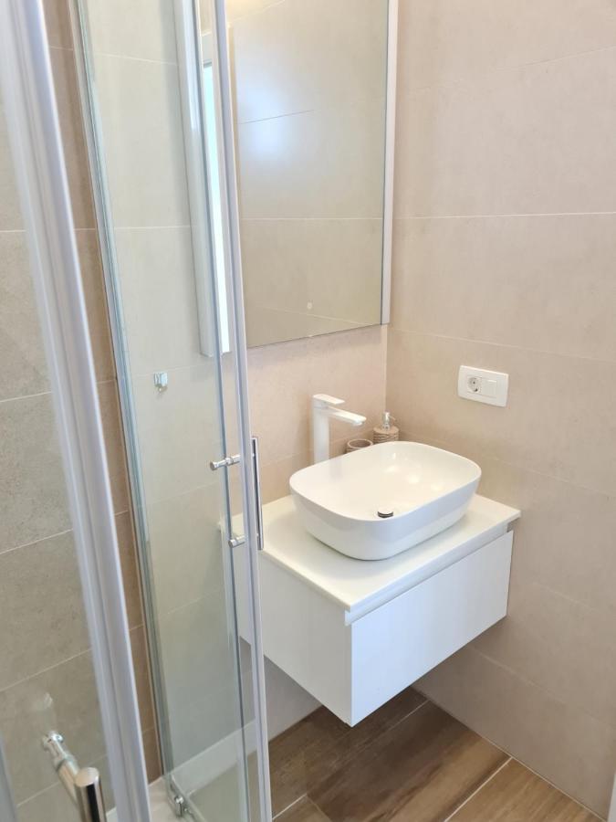 טרוגיר Apartments Tonka מראה חיצוני תמונה